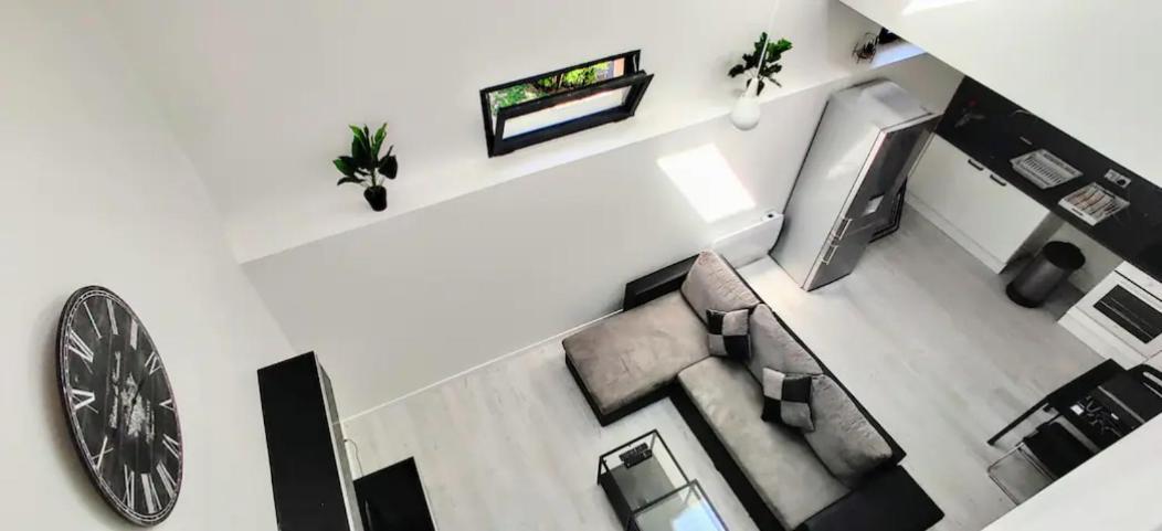Duplex Montereau Centre - Chez Marc Appartement Buitenkant foto
