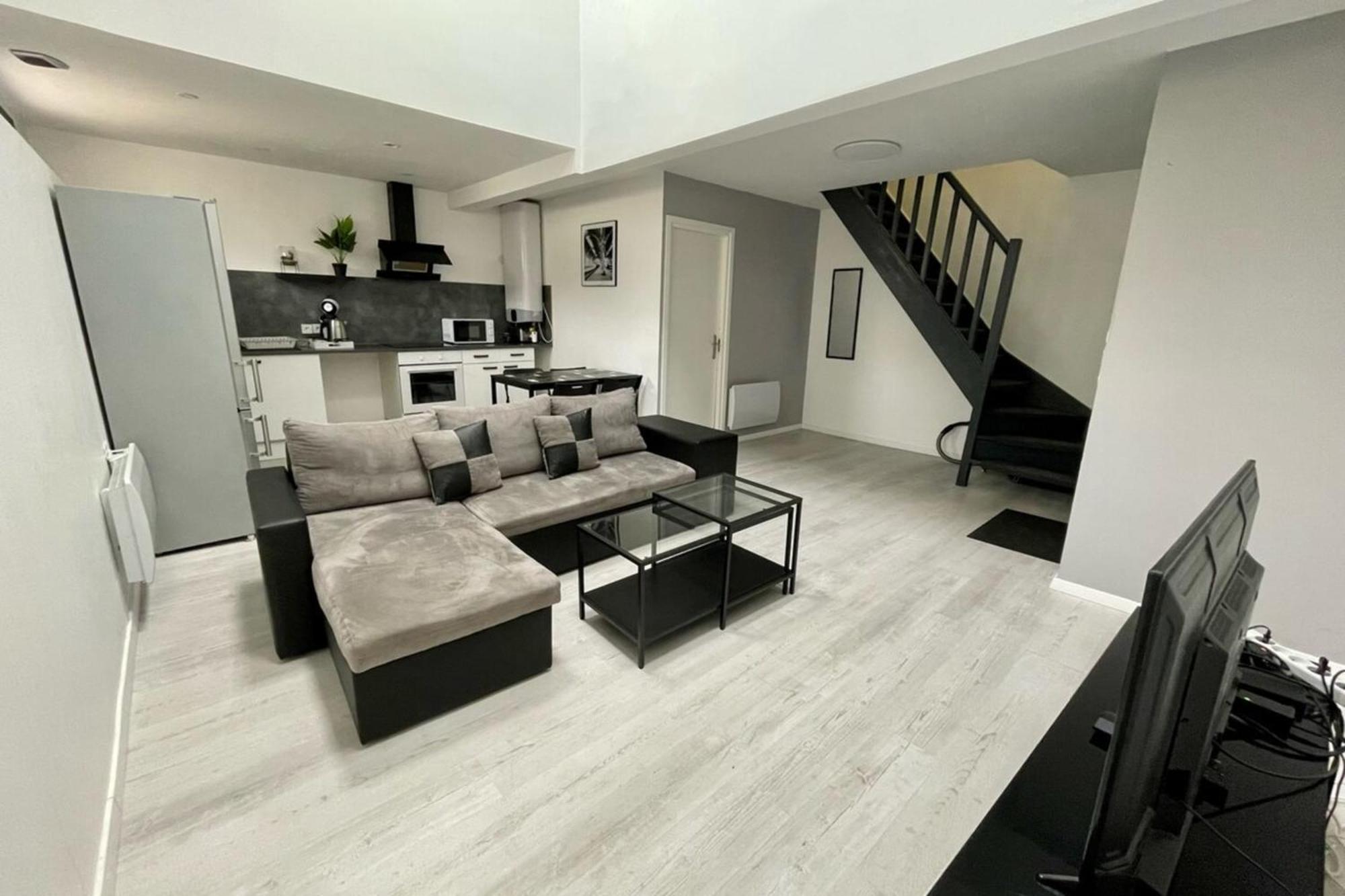 Duplex Montereau Centre - Chez Marc Appartement Buitenkant foto