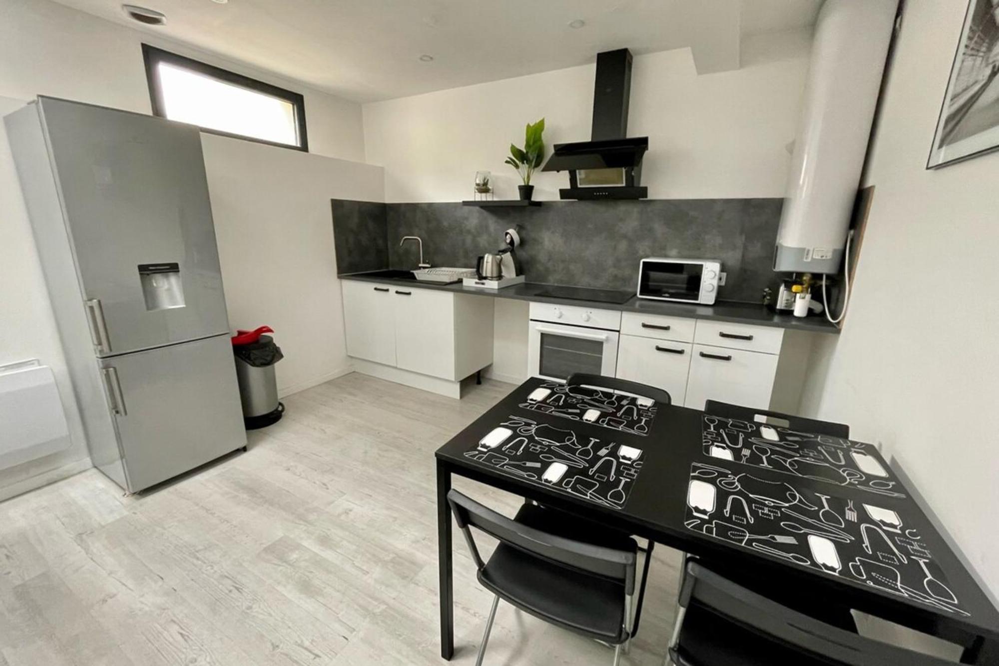 Duplex Montereau Centre - Chez Marc Appartement Buitenkant foto