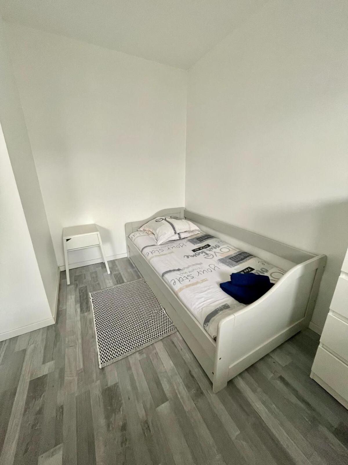 Duplex Montereau Centre - Chez Marc Appartement Buitenkant foto